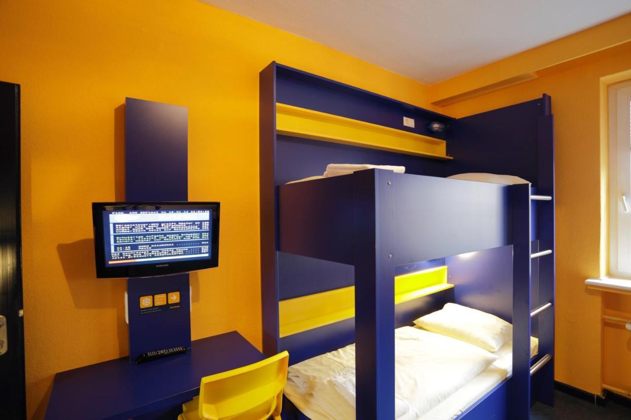 Bed'Nbudget Expo-Hostel Dorms Ганновер Экстерьер фото